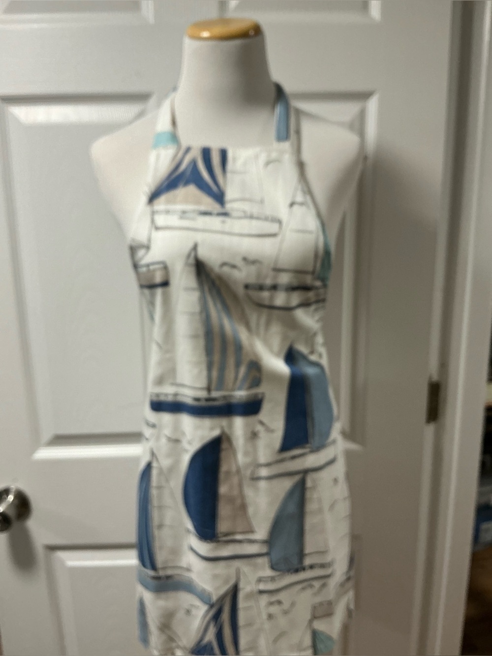 2022 - Nautical Sailboat Print Halter Apron in White and Blue - Picture 3 of 3
